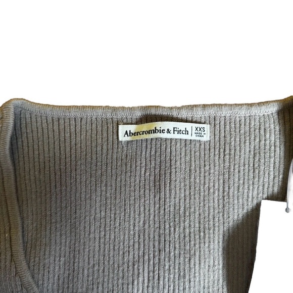 Abercrombie & Fitch Ribbed Knit Top in Gray - Picture 4 of 6